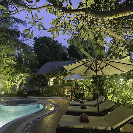 Angkor Yellow Villa Siem Reap Extérieur photo