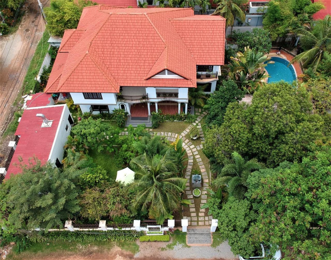 Angkor Yellow Villa Siem Reap Extérieur photo